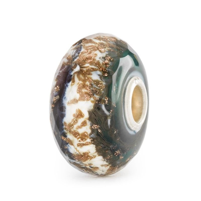 Packshot de la Perle Trollbeads Trésors en Or Verre Noir et Blanc, édition limitée Black November 20