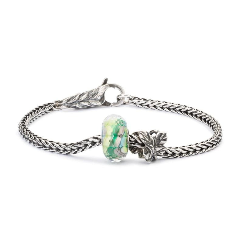 Perle Trollbeads Paisible Horizon Verre Vert, perle en verre soufflé à la main, packshot sur fond ne