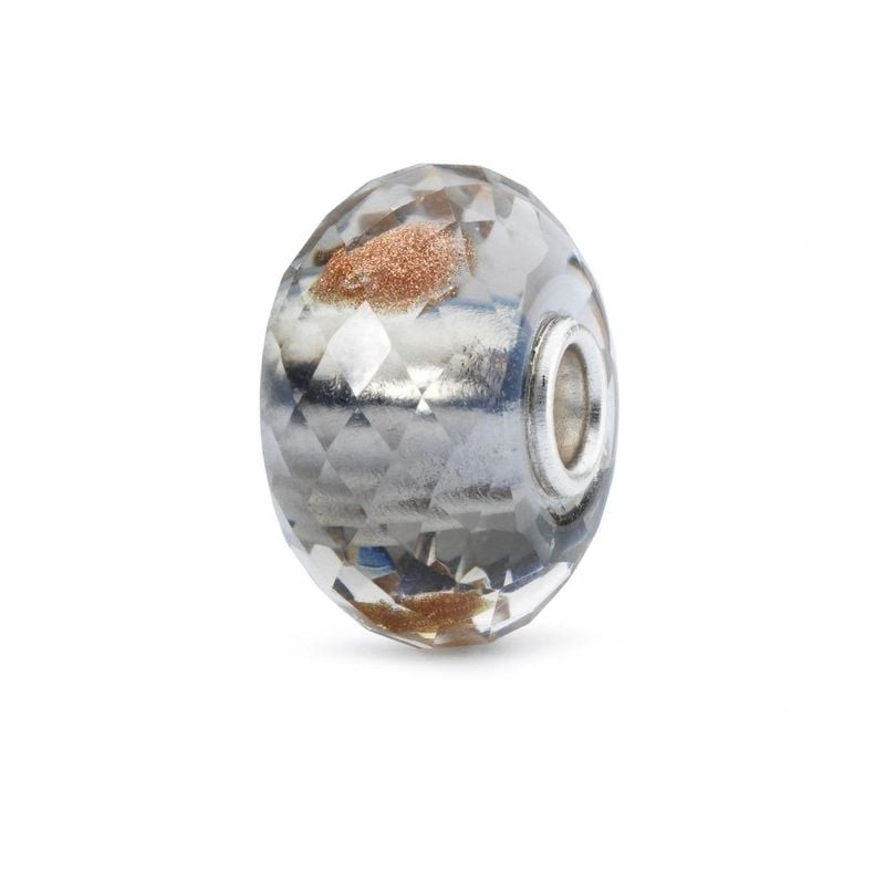 Packshot de la perle Trollbeads Éclat du Jour Facettée Verre Gris, bijou en verre de Murano et argen