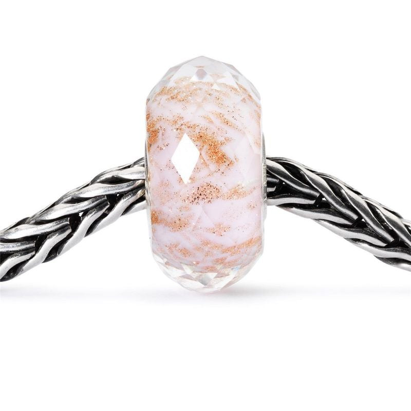 Perle Trollbeads À l'ombre de fleurs en verre de Murano facetté et paillettes cuivrées sur bracelet 