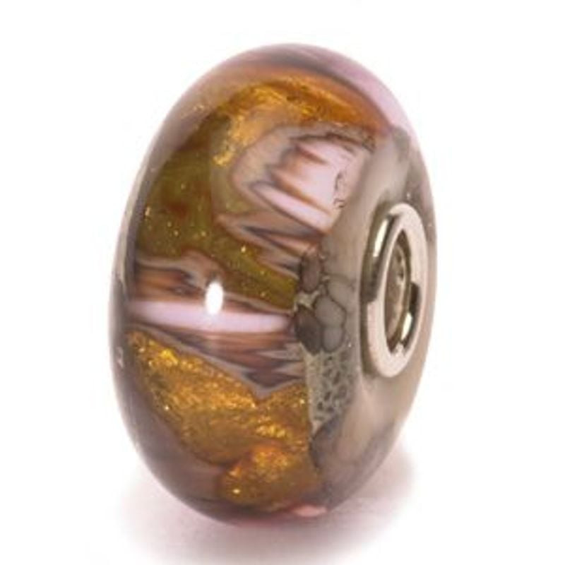 Perle Trollbeads Grotte en or en verre de Murano, feuille d'or tourbillonnante et noyau en argent.