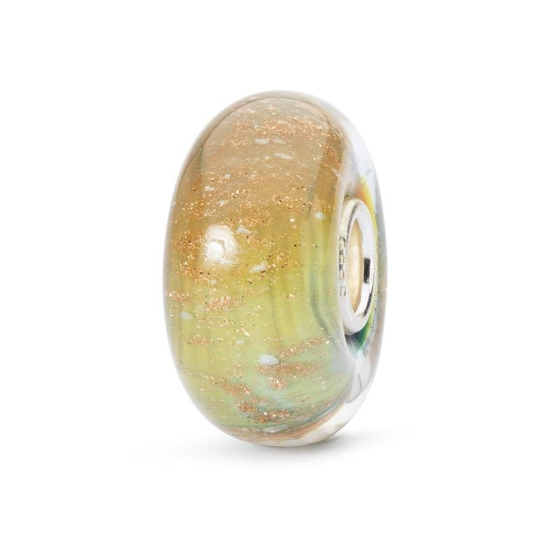 Perle en verre de Murano Trollbeads Nuances de Paix aux tons ambre doré et paillettes de cuivre