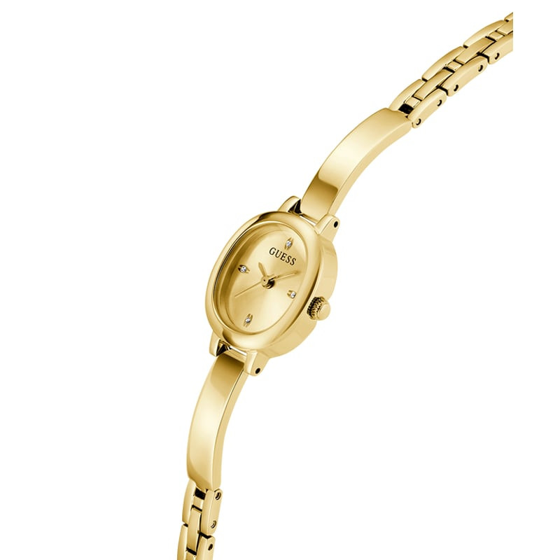 Détail de la Montre Analogique GUESS Collection Penelope Bracelet acier doré avec cadran champagne.