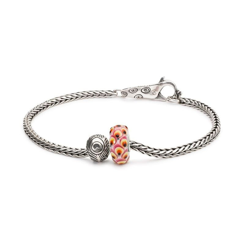 Fermoir Bracelet Trollbeads Paon Argenté en argent 925, image d'ambiance élégante