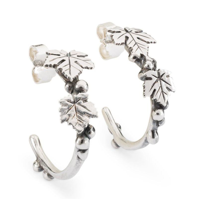 Boucles d'oreilles Trollbeads Merriness Vigne Argenté en argent 925, packshot sur fond neutre