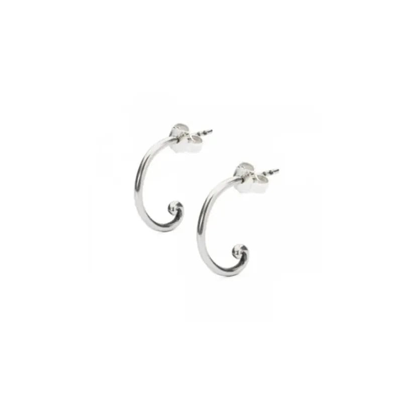 Vue de face des crochets d'oreilles Trollbeads en argent 925 à spirale avec tiges et attaches papill