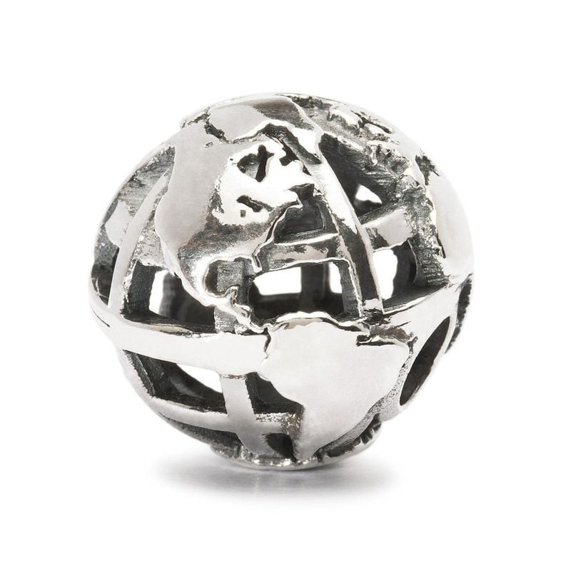 Perle charm Trollbeads Vaste Monde en argent sterling, motif globe détaillé