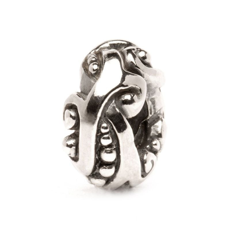 Perle Trollbeads Jugend en argent vue de côté, motif végétal Art nouveau et finition polie