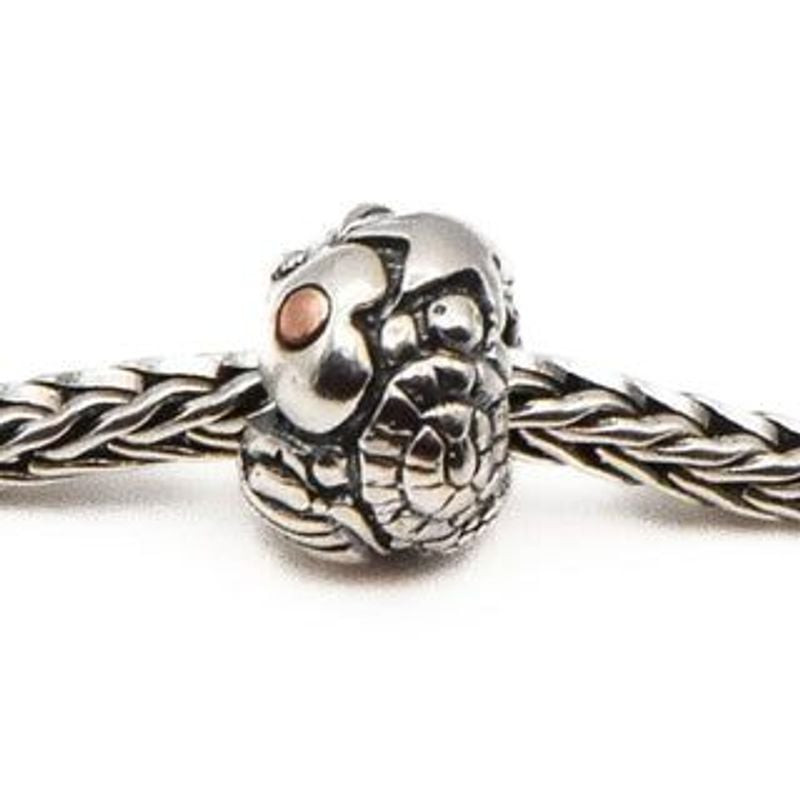 Bille Trollbeads Symboles en argent sterling sur une chaîne tissée avec détails de grenouille et sca