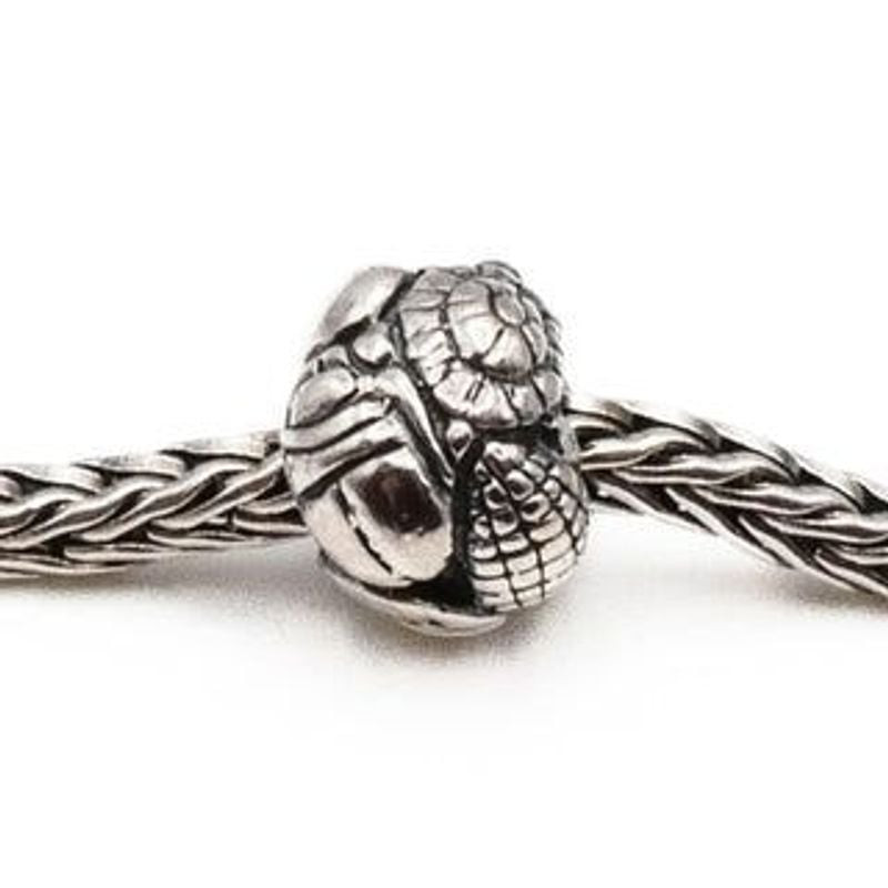 Bille Trollbeads Symboles en argent sur chaîne tressée, motifs coquillage, soleil et géométriques