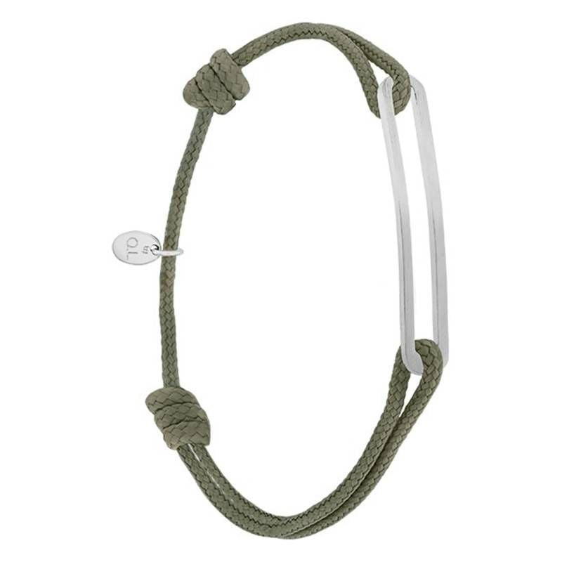 Vue de biais du bracelet Figaro : barre en argent brossé, paracorde kaki et fermoir à nœud coulant a