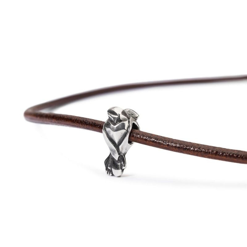 Perle Trollbeads Tourtereaux Argenté sur bracelet à perles, ambiance chaleureuse et élégante
