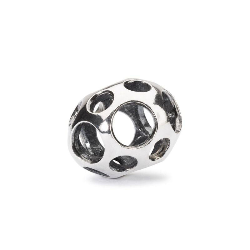 Perle de charme Trollbeads Flaques Argenté en argent sterling 925, packshot sur fond blanc