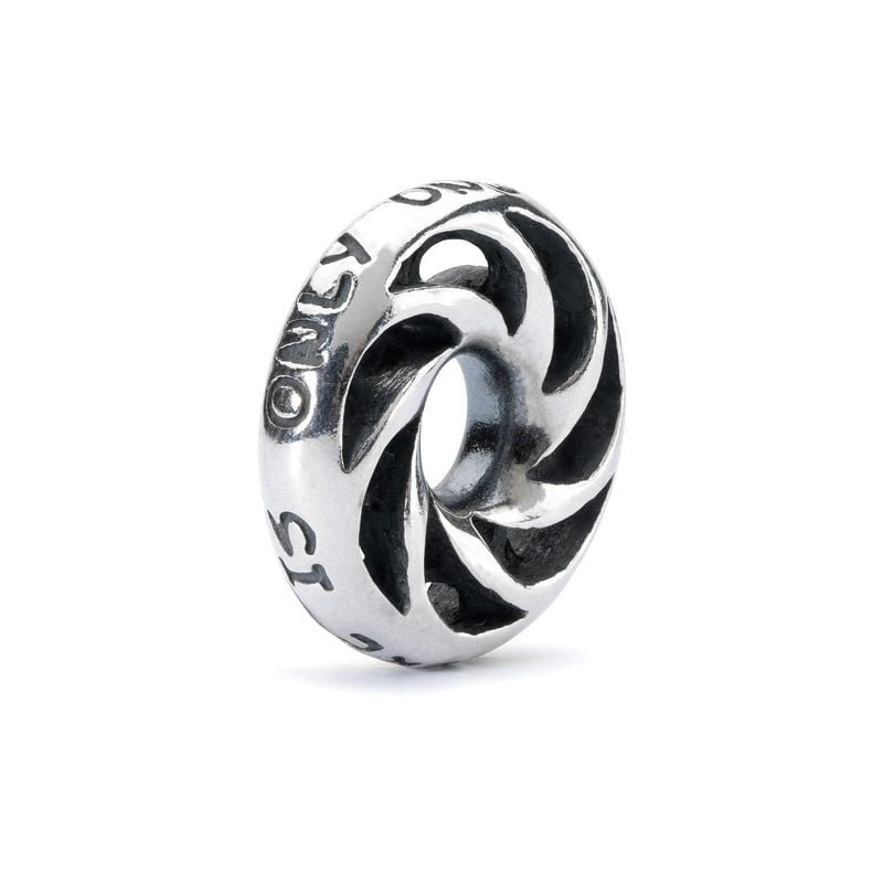 Perle Trollbeads Tu Es Unique Argenté en argent sterling 925, packshot sur fond blanc.