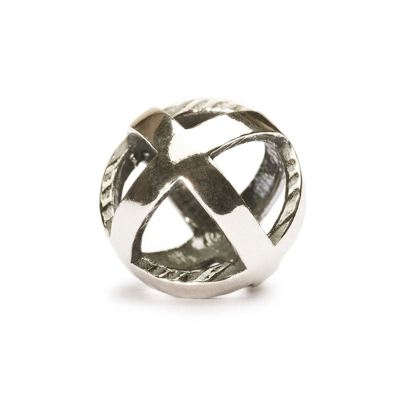 Perle Trollbeads Rester Positif en argent, signe plus ajouré sur fond blanc packshot