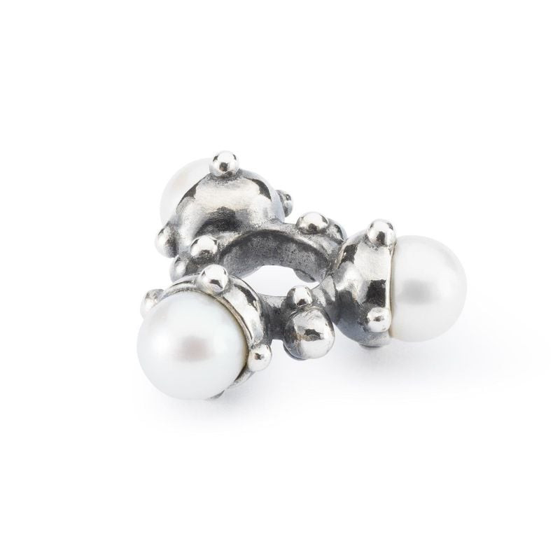 Profil latéral du charm TROLLBEADS PERLE FLEURS en argent sterling