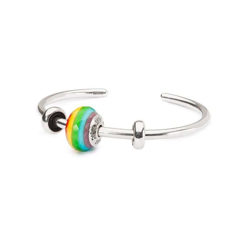 Perle Trollbeads Célébrer la vie en verre arc-en-ciel et stoppeurs argent sur bracelet jonc ouvert e