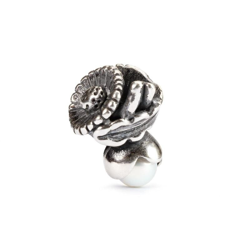 Charm Trollbeads Marguerite d'avril en argent avec une perle d'eau douce de culture blanche sous la 